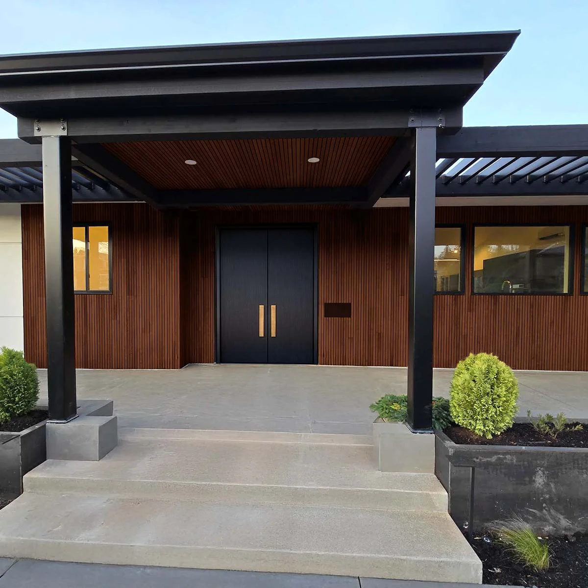 Thermo Ash Slat Wall Siding (15 SF) - Image 4